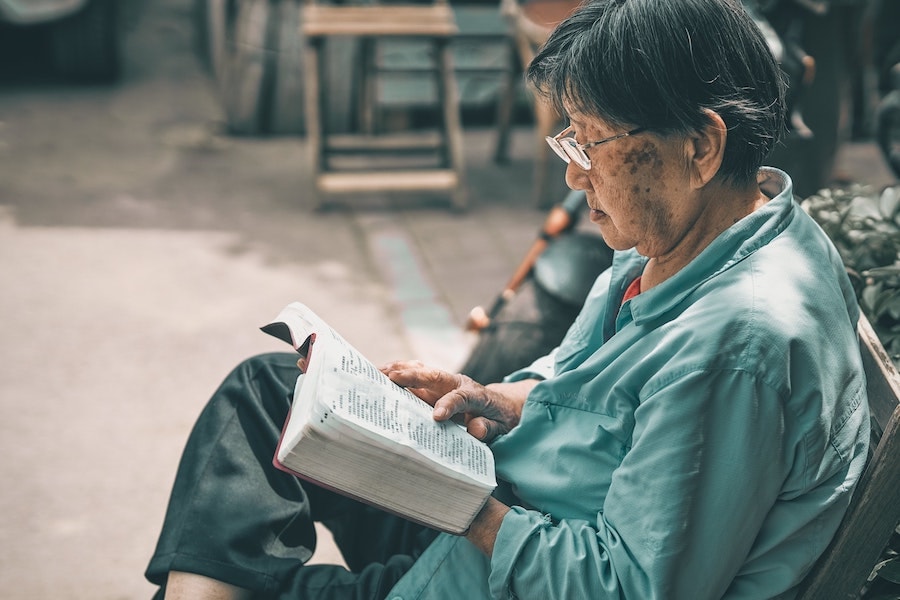 不简单的老友记「牧养哲学」