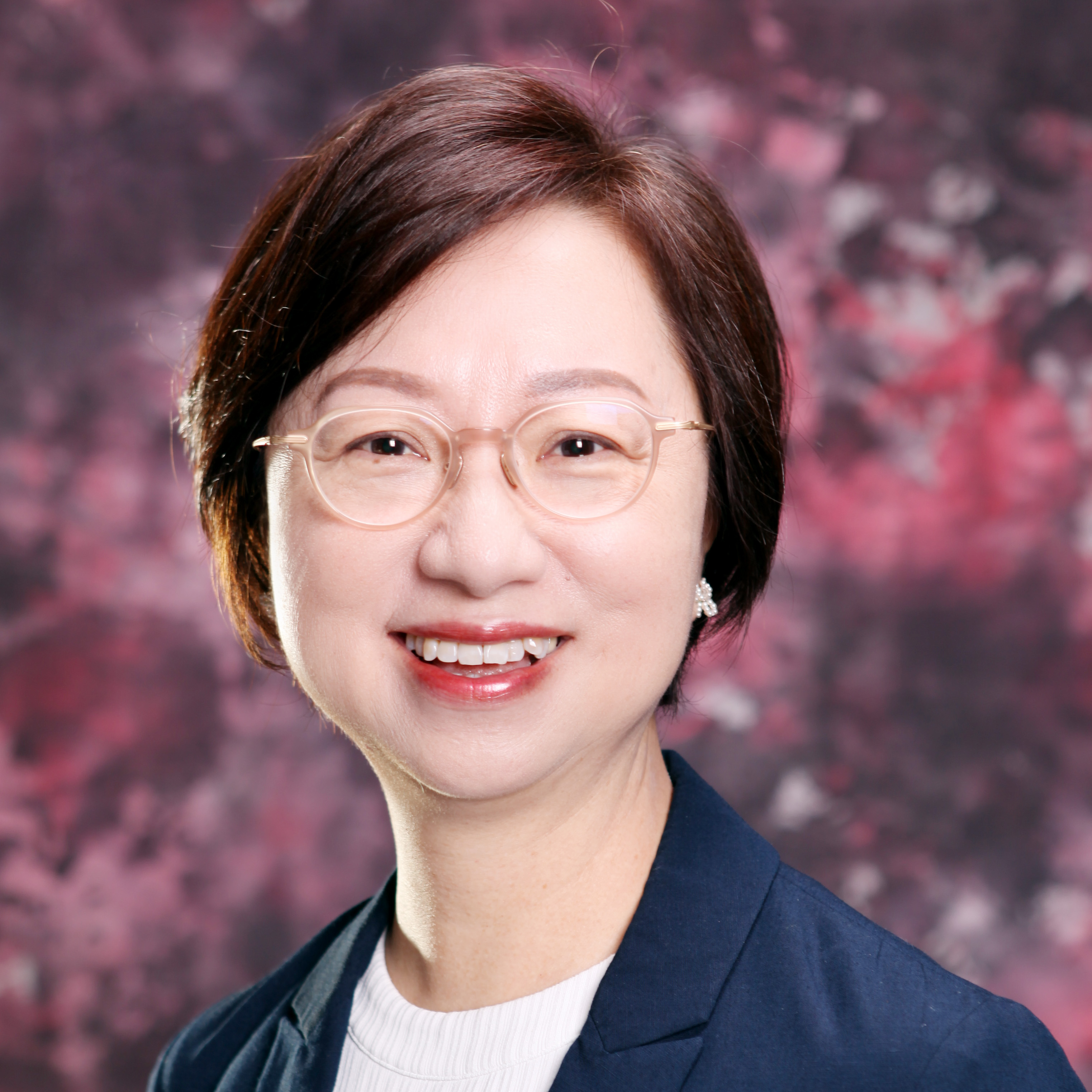 谭郑绮雯牧师 (Agnes)